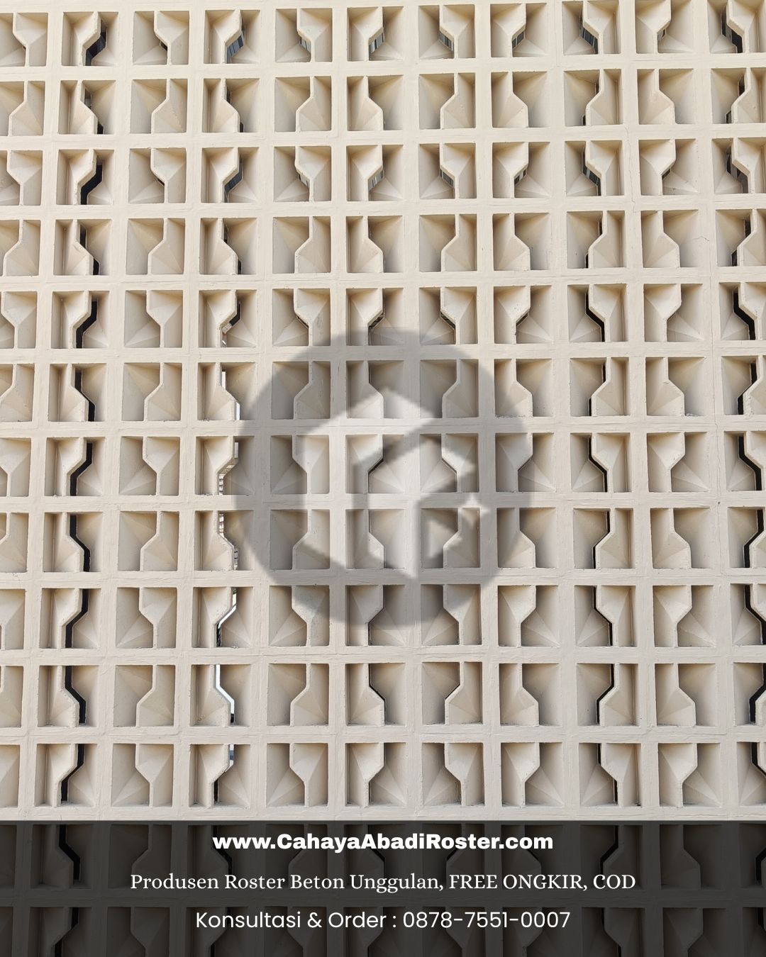 Detail roster beton 3D motif geometri yang cocok untuk bangunan di Kuningan.